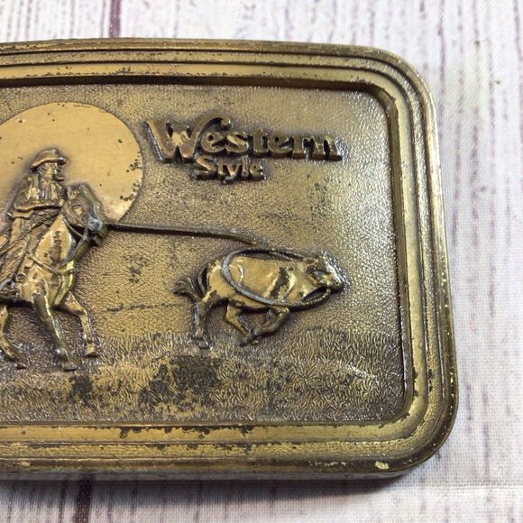 Vintage Brass Western Style Belt Buckle Cowboy on horse roping calf cow Rodeo - Picture 4 of 9